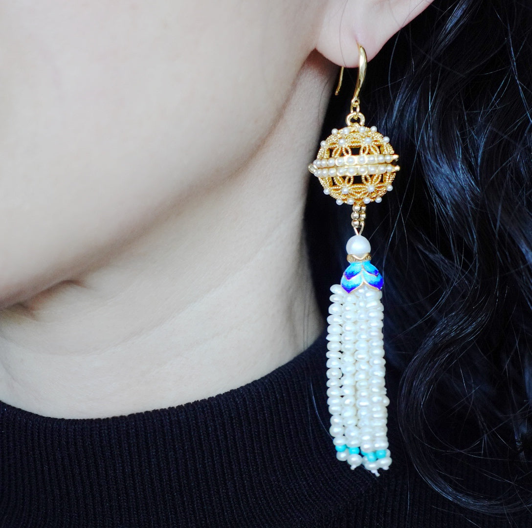 Herbal Locket Gemstone Tassel Earrings - Pearl Modeling