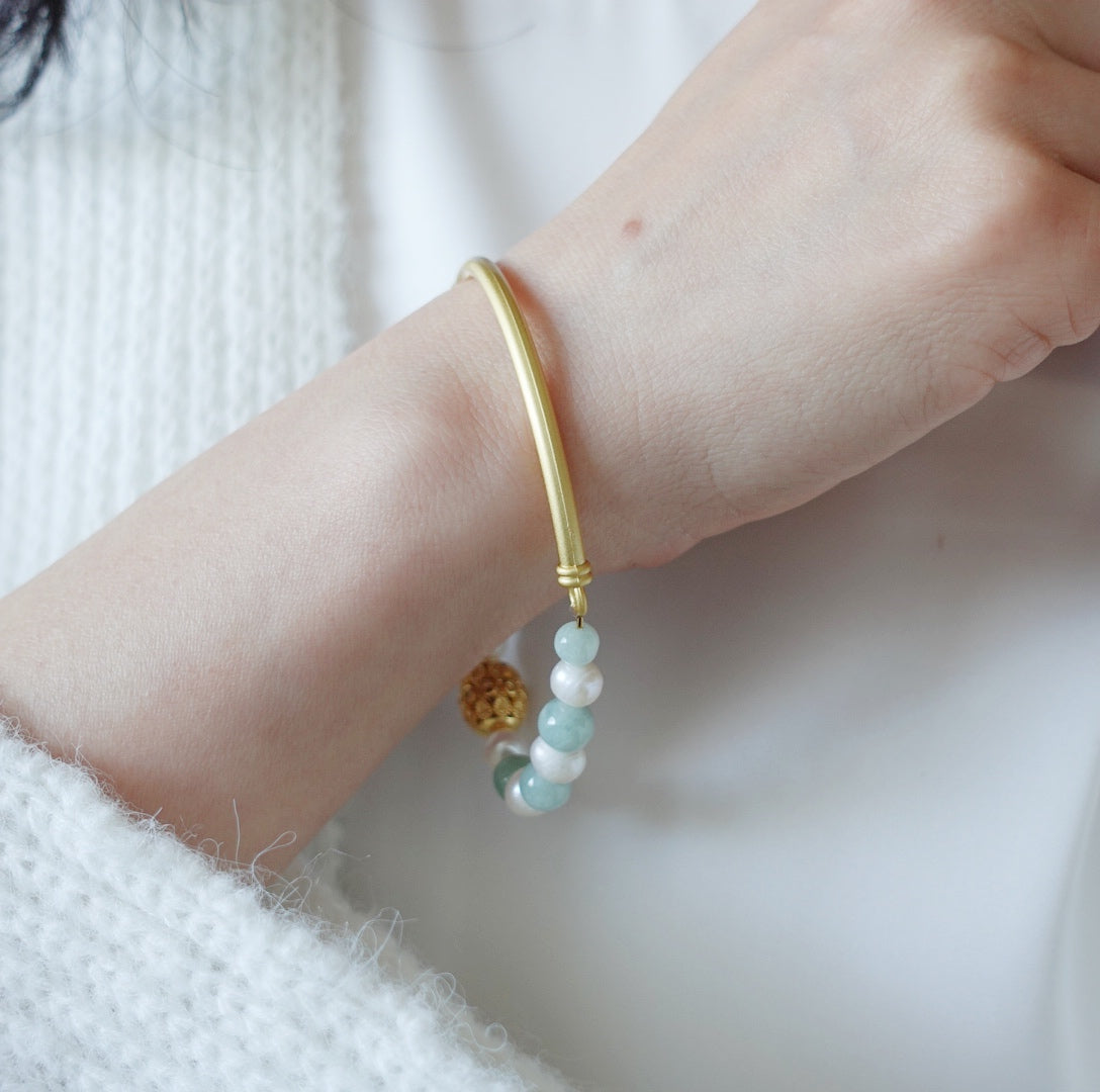 Half Bangle Jade and Pearl Bracelet - Yun Boutique