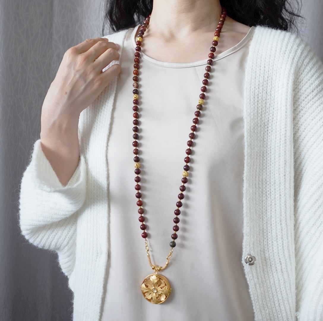 Return to Origin Multi-style Brown Red Agate Beaded Necklace with Pendant Modeling - Yun Boutique