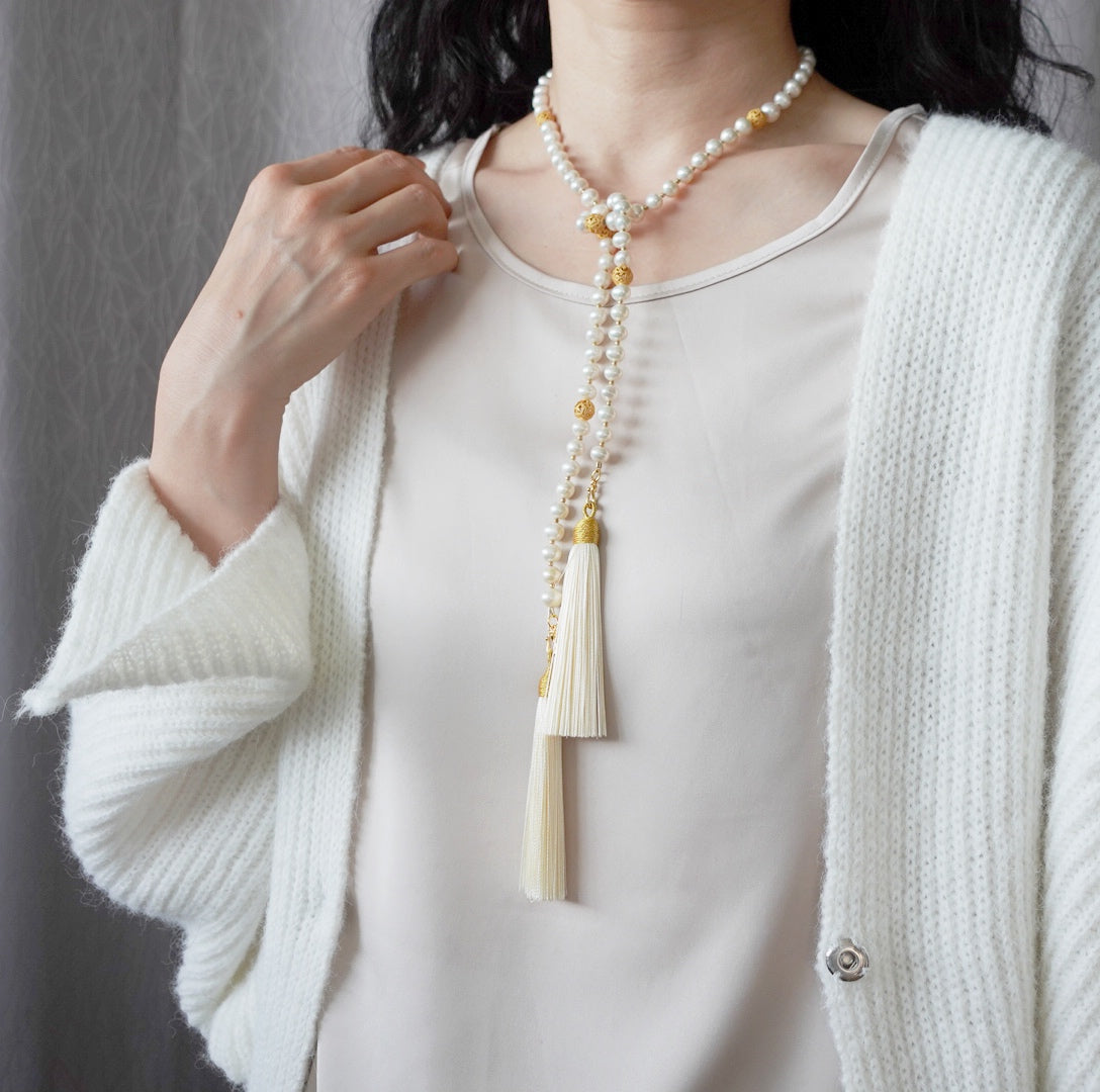 Return to Origin Multi-Style Pearl Beaded Necklace with Tassels Modeling - Yun Boutique