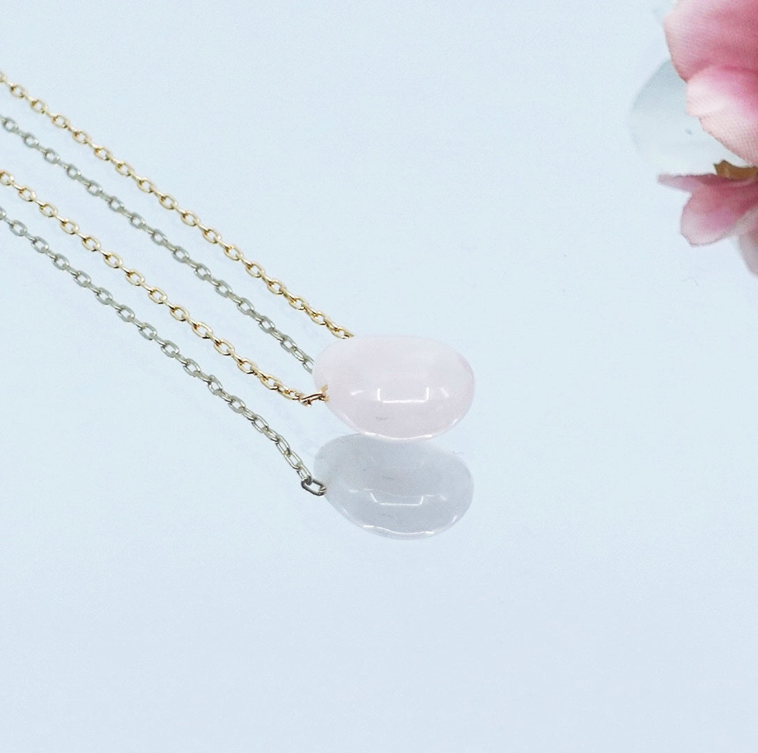 Rose Quartz Petal Necklace - Yun Boutique