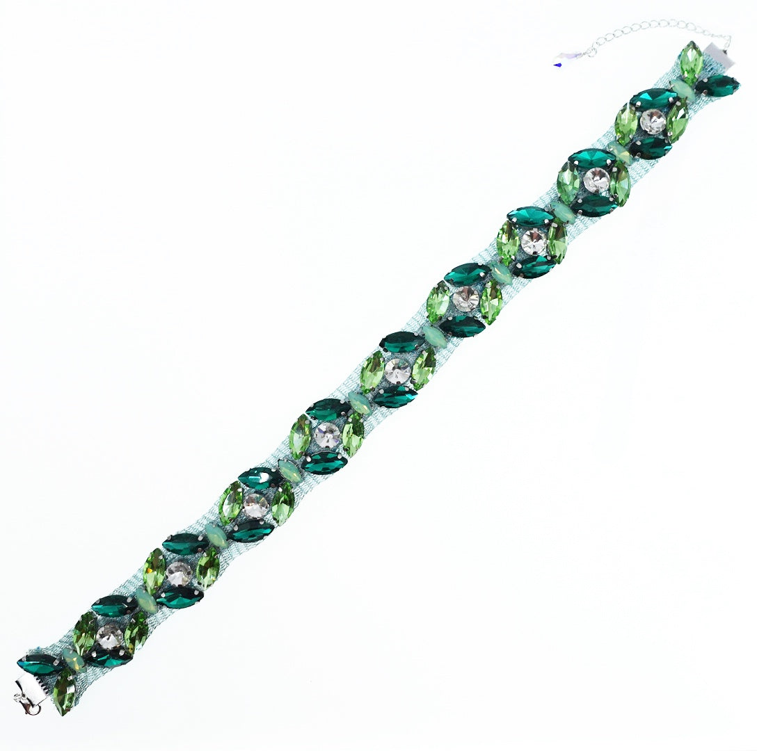 Nine Flower Red Carpet Necklace (Green) - Yun Boutique