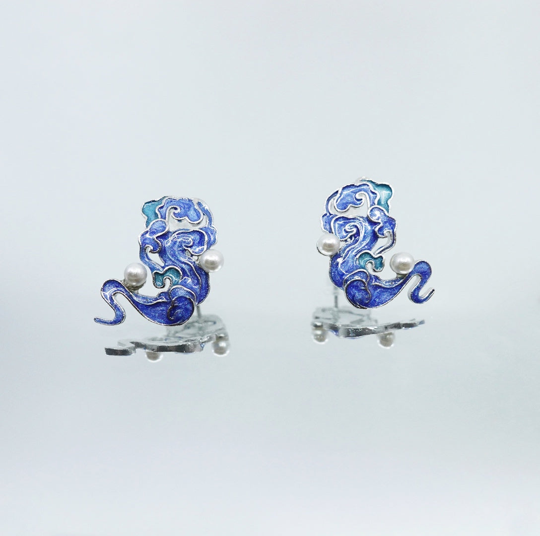 Imitation Kingfisher Flower Studs with Pearls - Yun Boutique