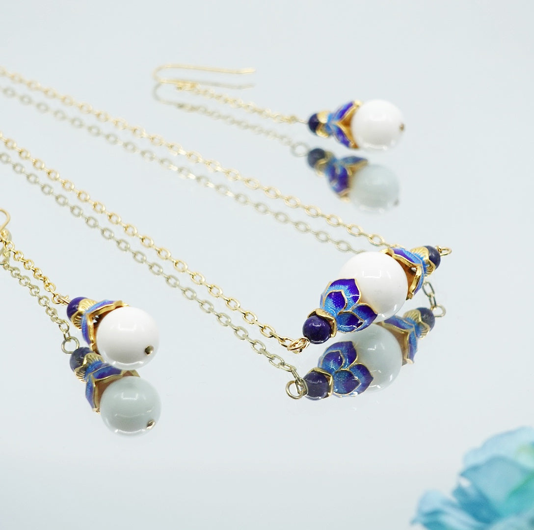 Enamel Lotus Tridacna Necklace and Earrings Set - Yun Boutique