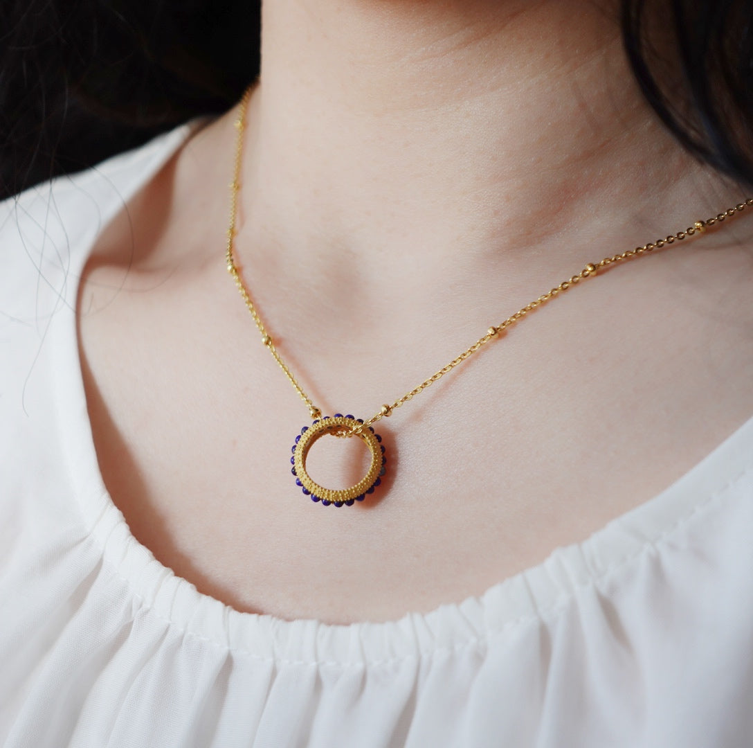 Gemstone Wheel Pendant Necklace - Yun Boutique