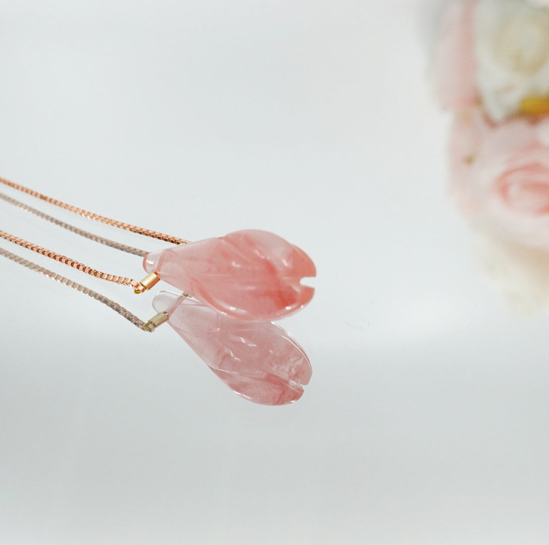 Elf Forest Strawberry Quartz Floral Necklace - Yun Boutique