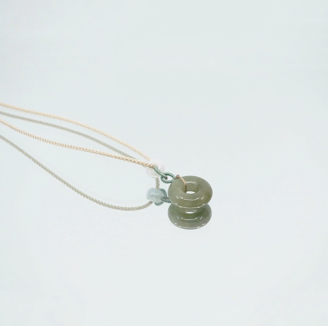 Green Jadeite Donut Pendant Necklace - Yun Boutique