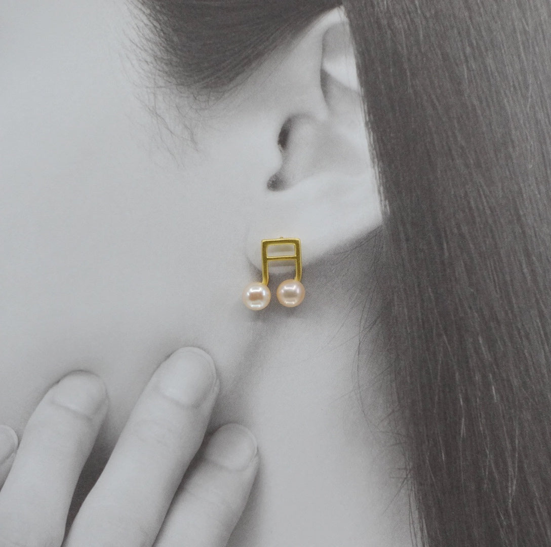 Asymmetrical Musical Notes Stud Earrings - Yun Boutique