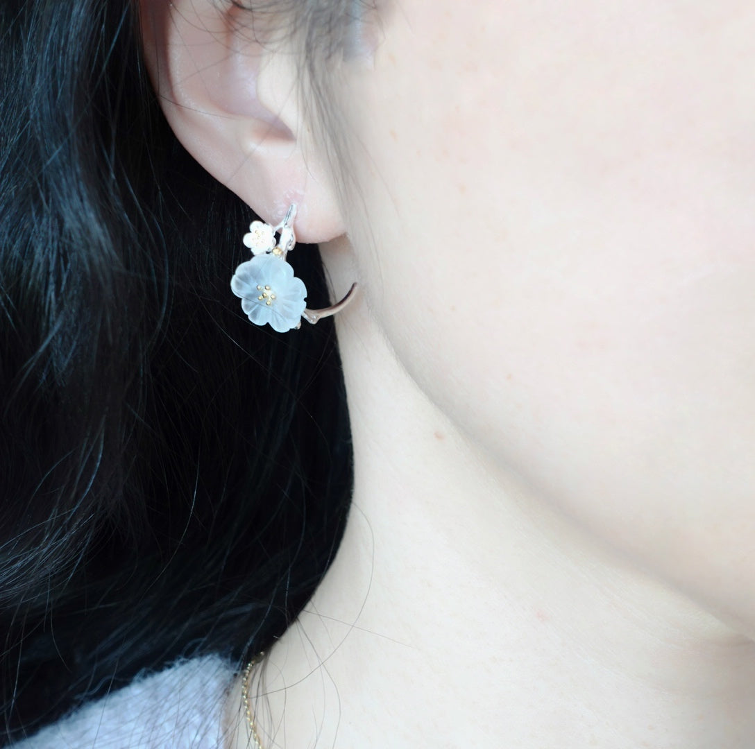 Crystal Plum Blossom Studs - Yun Boutique