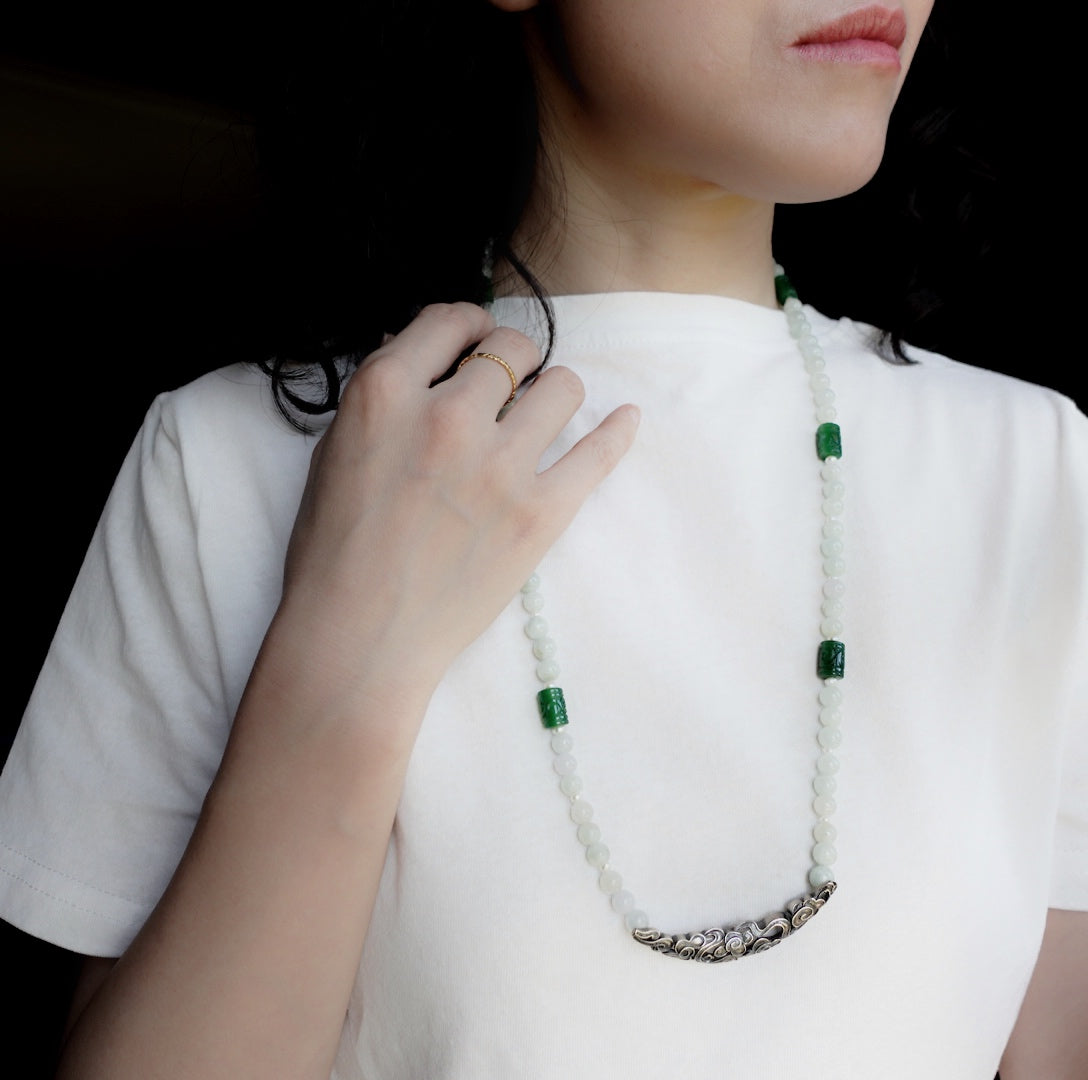 Antique Style Beaded Jadeite Necklace