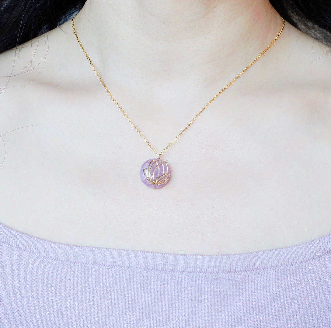 Serene Lotus Necklace Gold - Yun Boutique