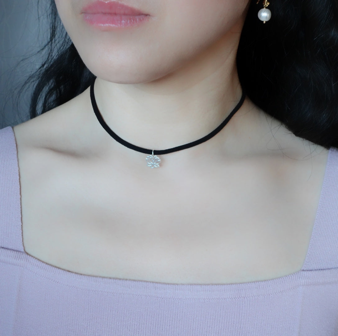 Black Choker Necklace with Silver Lotus - Yun Boutique