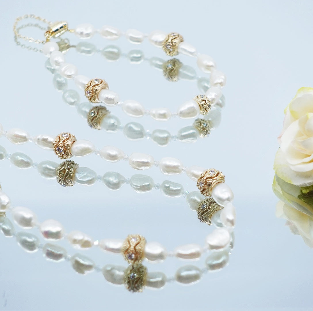 Yun Boutique Baroque Pearl Necklace and Bracelet Set with Water Wave