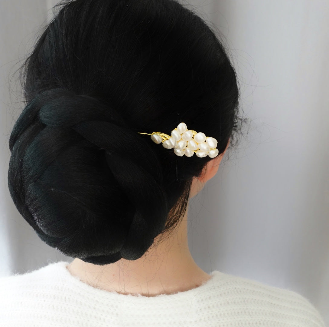 Auspicious Clouds Baroque Pearl Hairpin - Yun Boutique