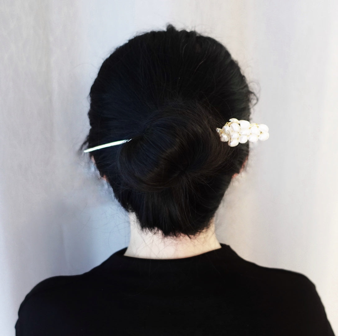 The Cloud Baroque Pearl Hairpin - Yun Boutique