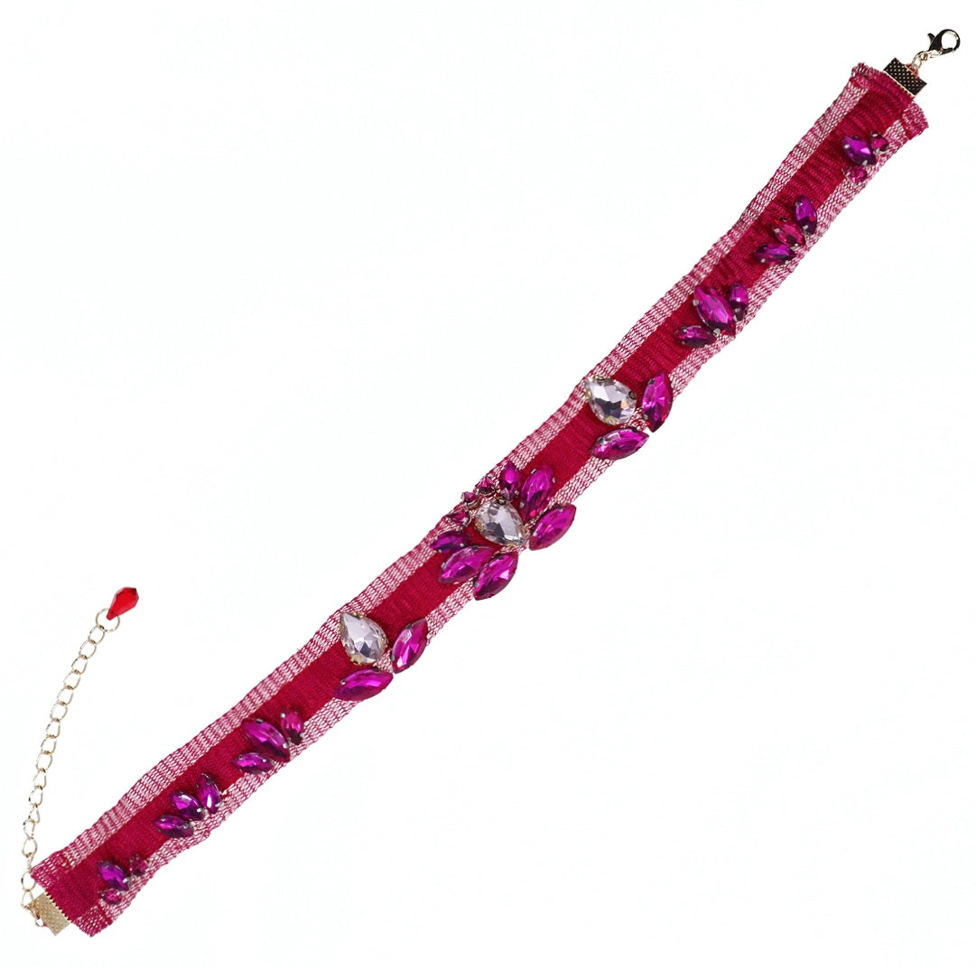 Yun Boutique Nine Flower Red Carpet Necklace (Hot Pink)