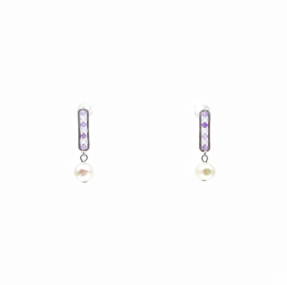 Yun Boutique Radiance Pearl Earrings (Purple)