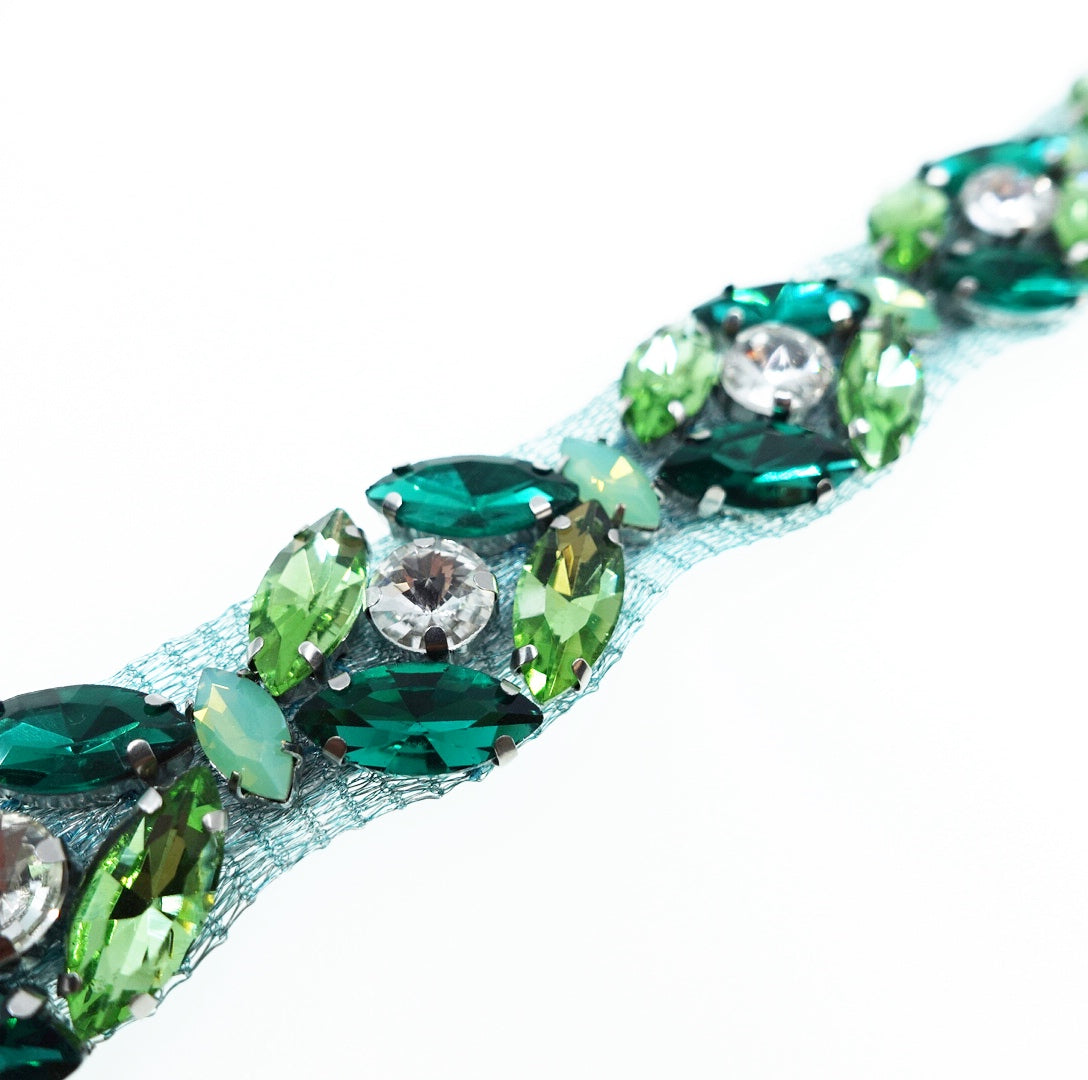 Nine Flower Red Carpet Necklace (Green) - Yun Boutique