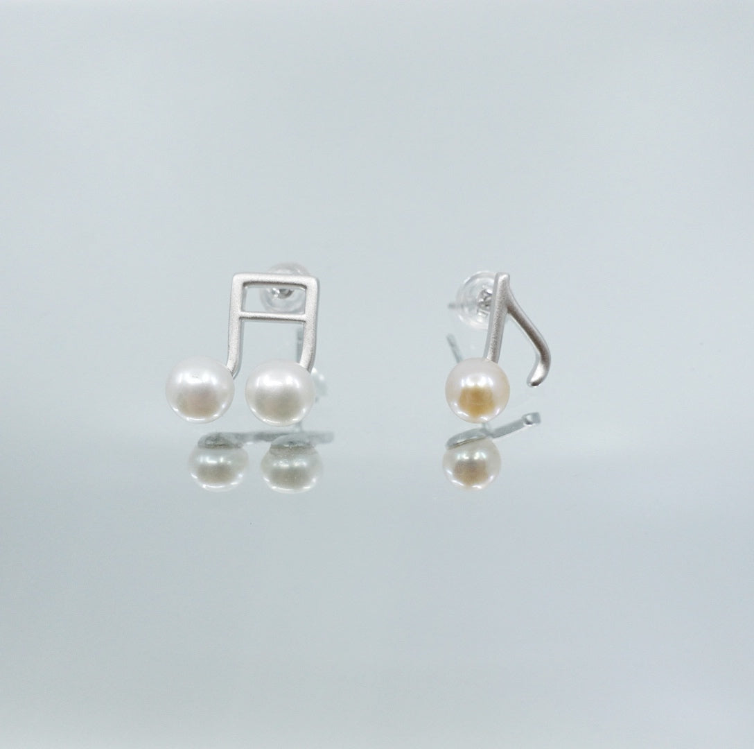 Silver Musical Notes Ammestry Pearl Stud Earrings