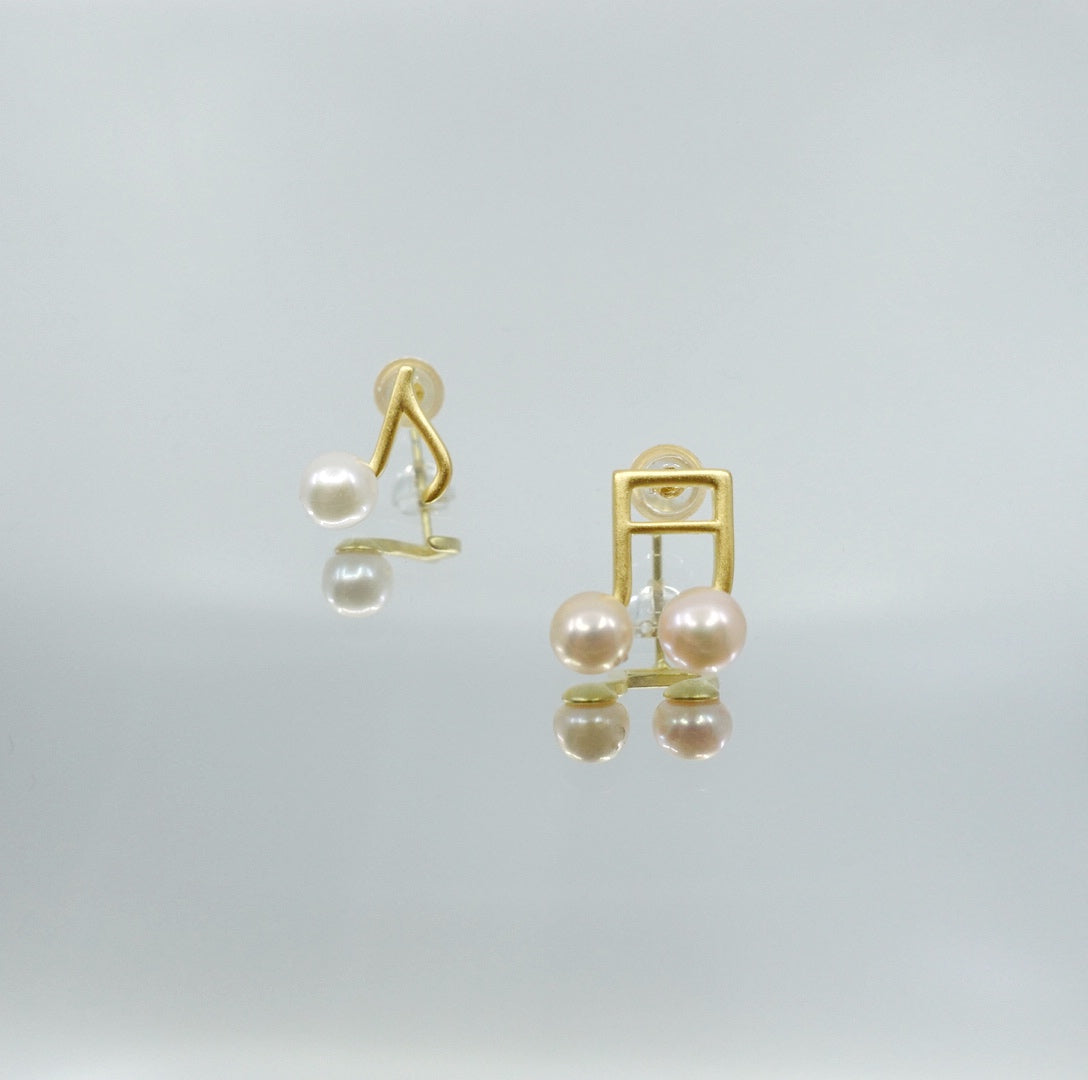 Asymmetrical Musical Notes Stud Earrings - Yun Boutique