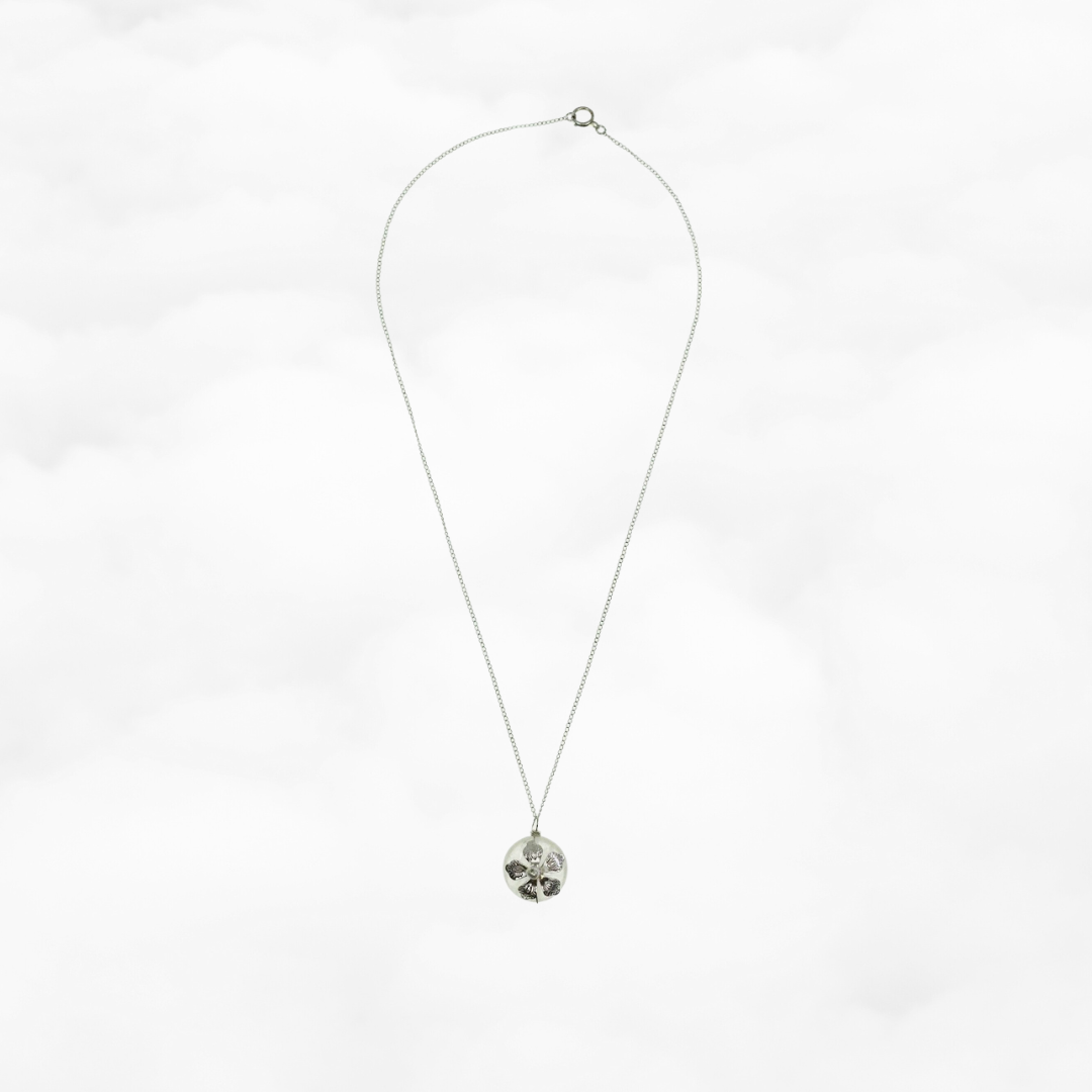 Flower Quartz Pendant Necklace