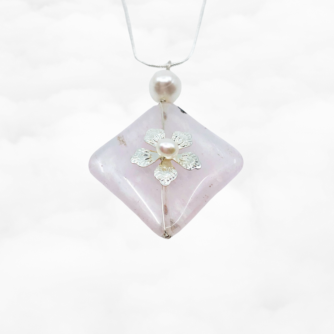 Silver Flower Rose Quartz Necklace - Yun Boutique