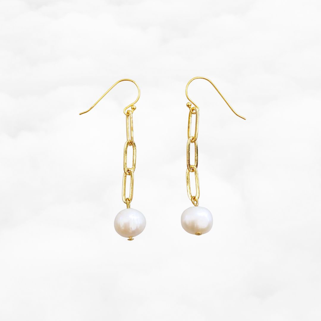 The Cloud Pearl and Chain Earrings - Yun Boutique