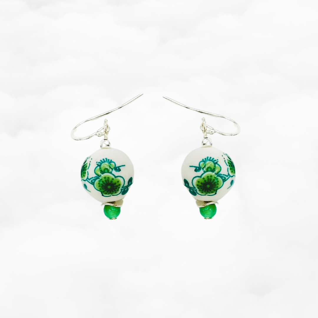 Green Plum Blossom Porcelain Earrings - Yun Boutique