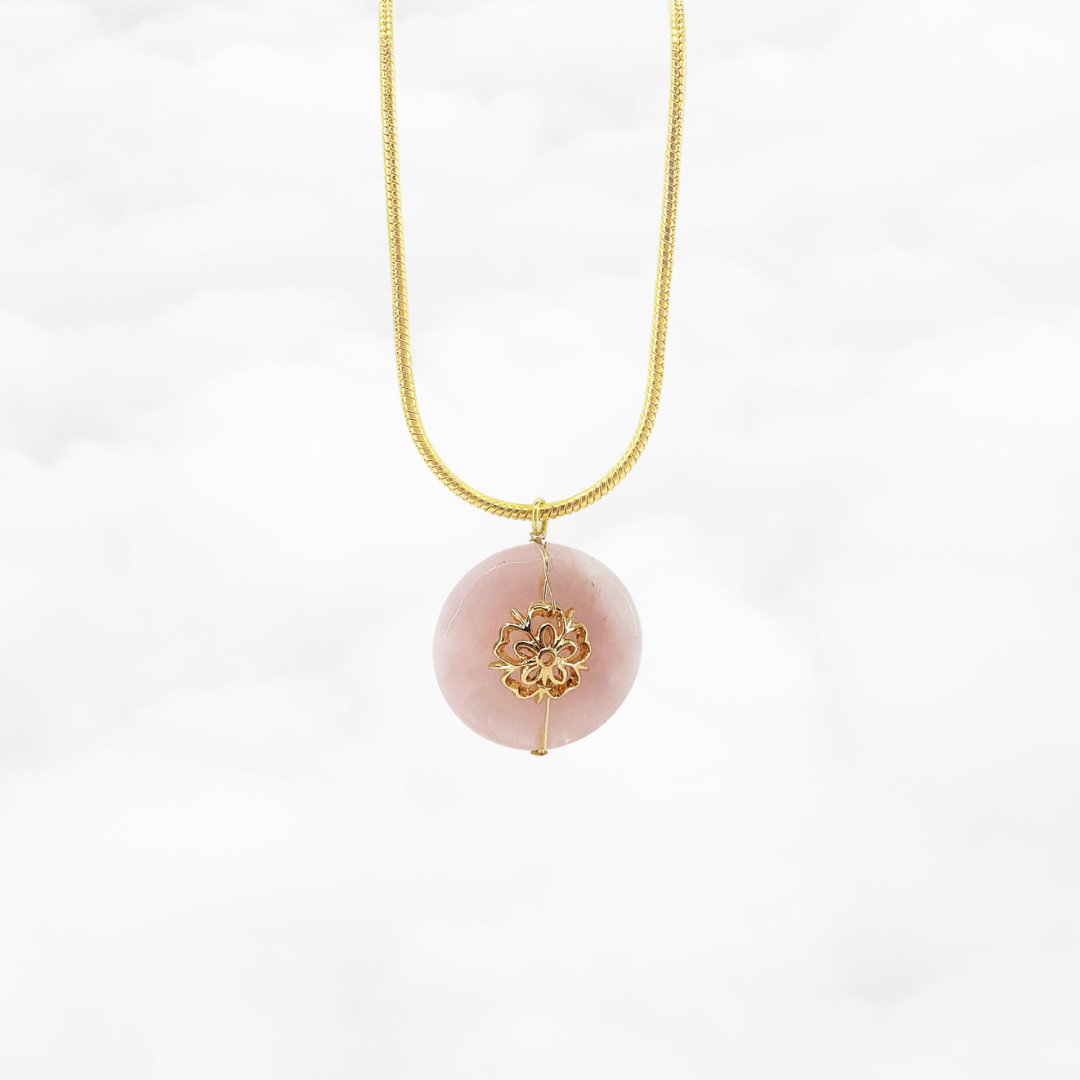 Gold Flower Rose Quartz Necklace - Yun Boutique