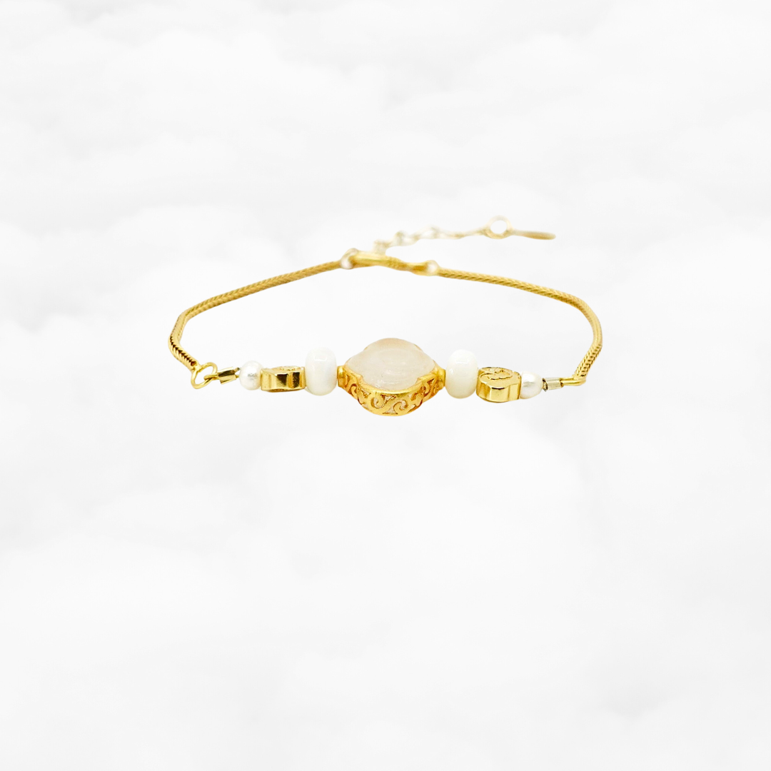 Pulsera de cadena de jade blanco auspicioso en oro