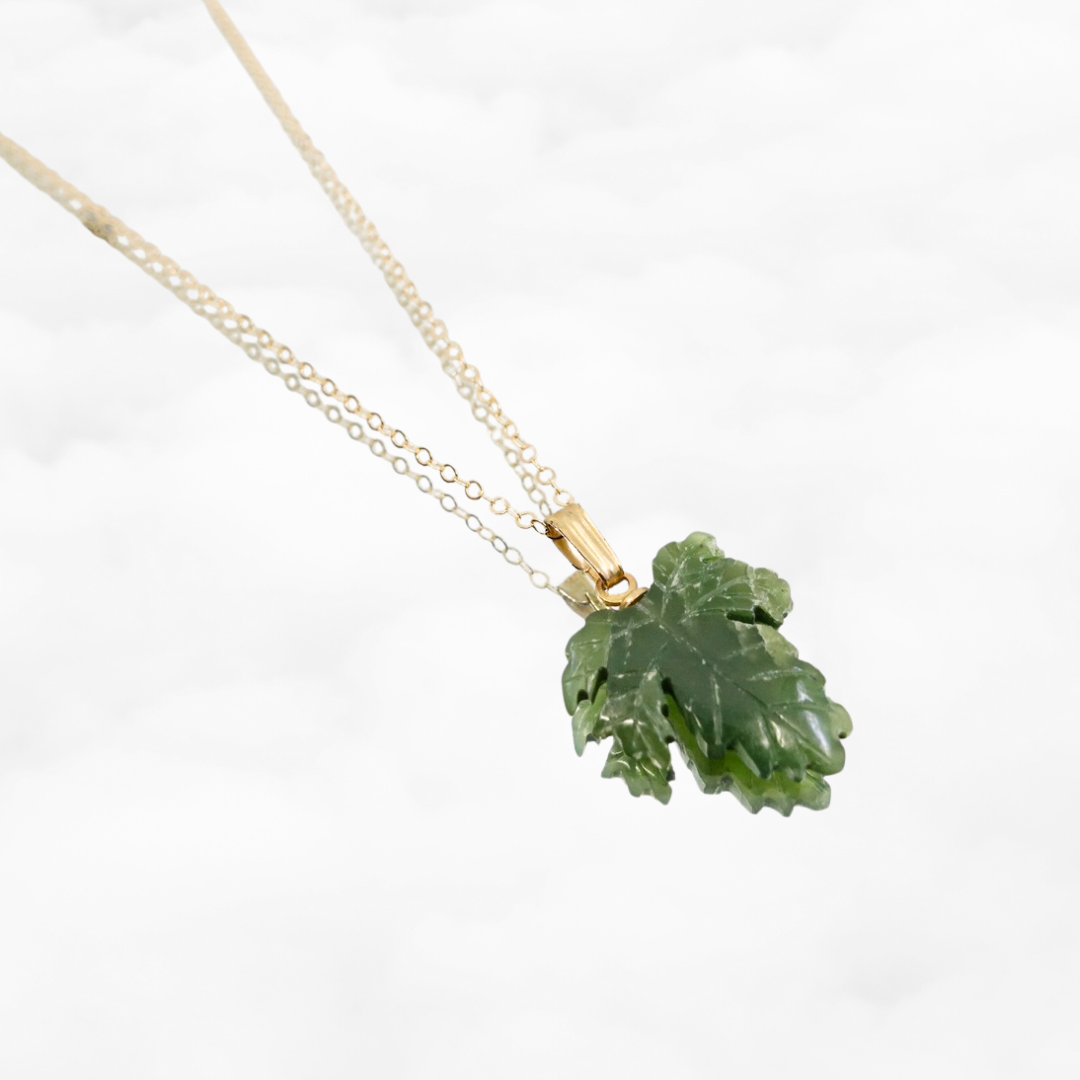 Green Jade Leaf Necklace - Yun Boutique