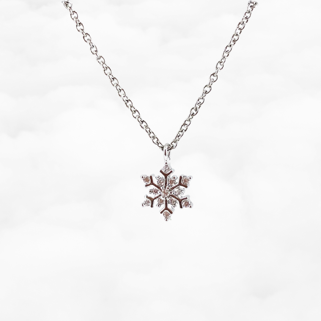 Silver Snowflake Necklace - Yun Boutique