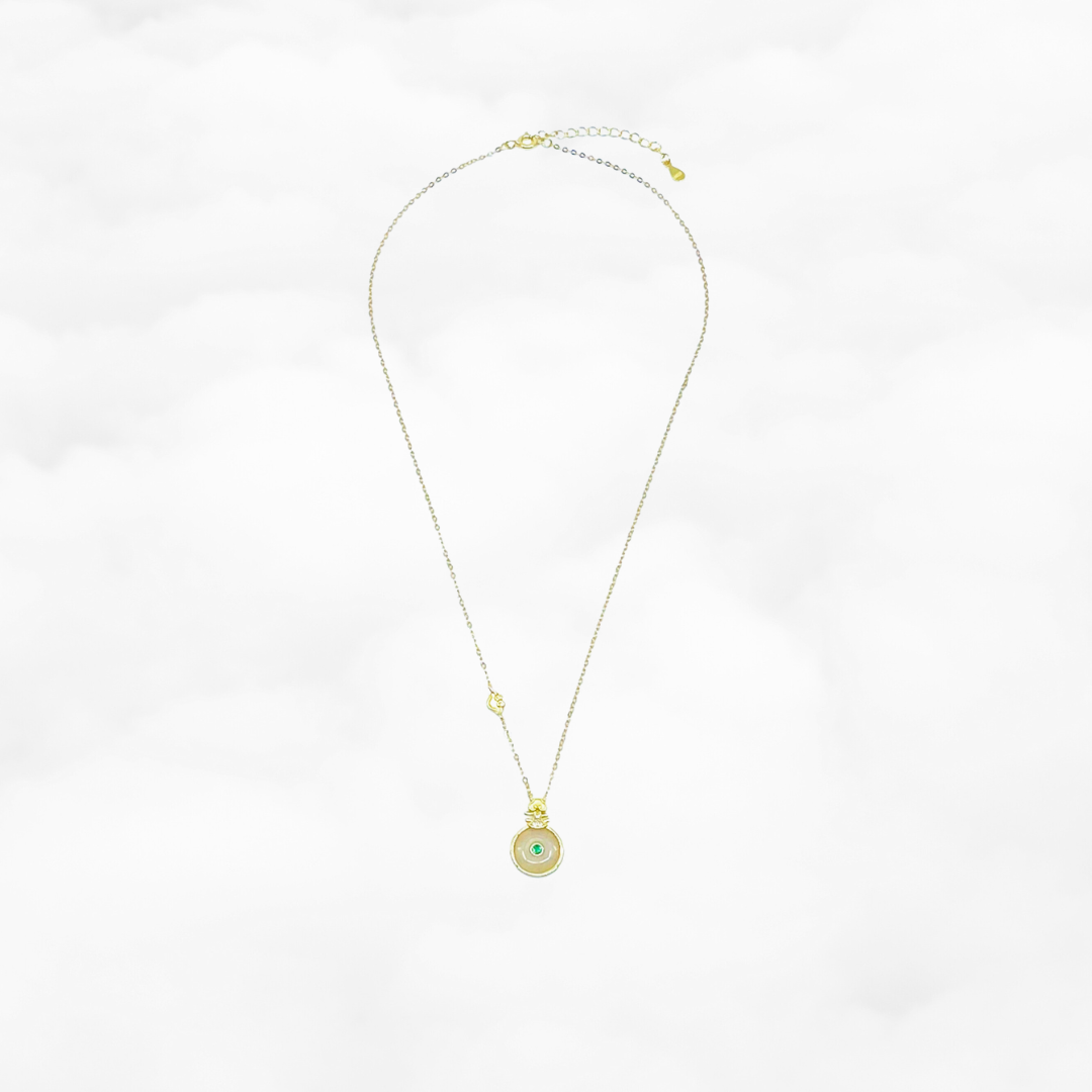 Gold Pipa White Jade Necklace - Yun Boutique