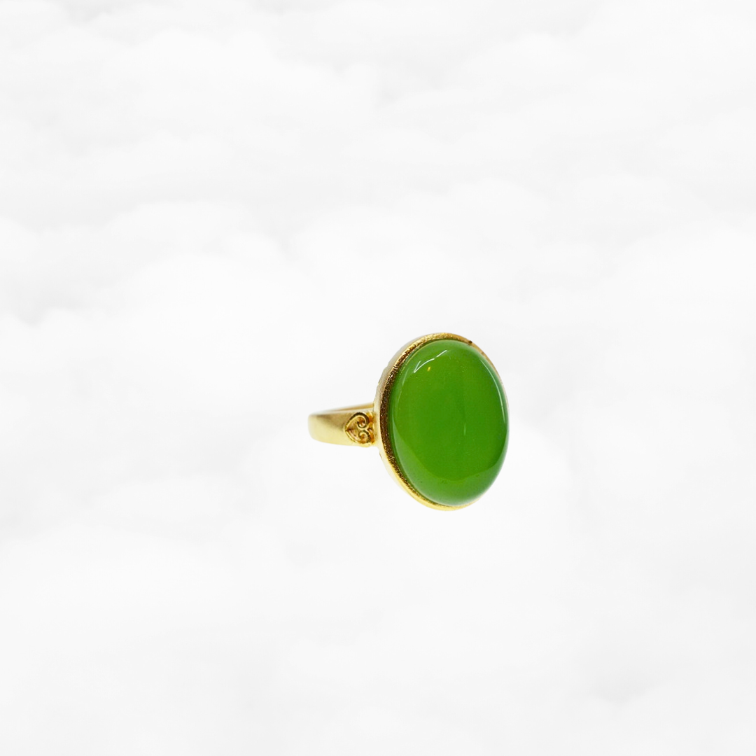 Oval Green Jade Statement Ring - Yun Boutique