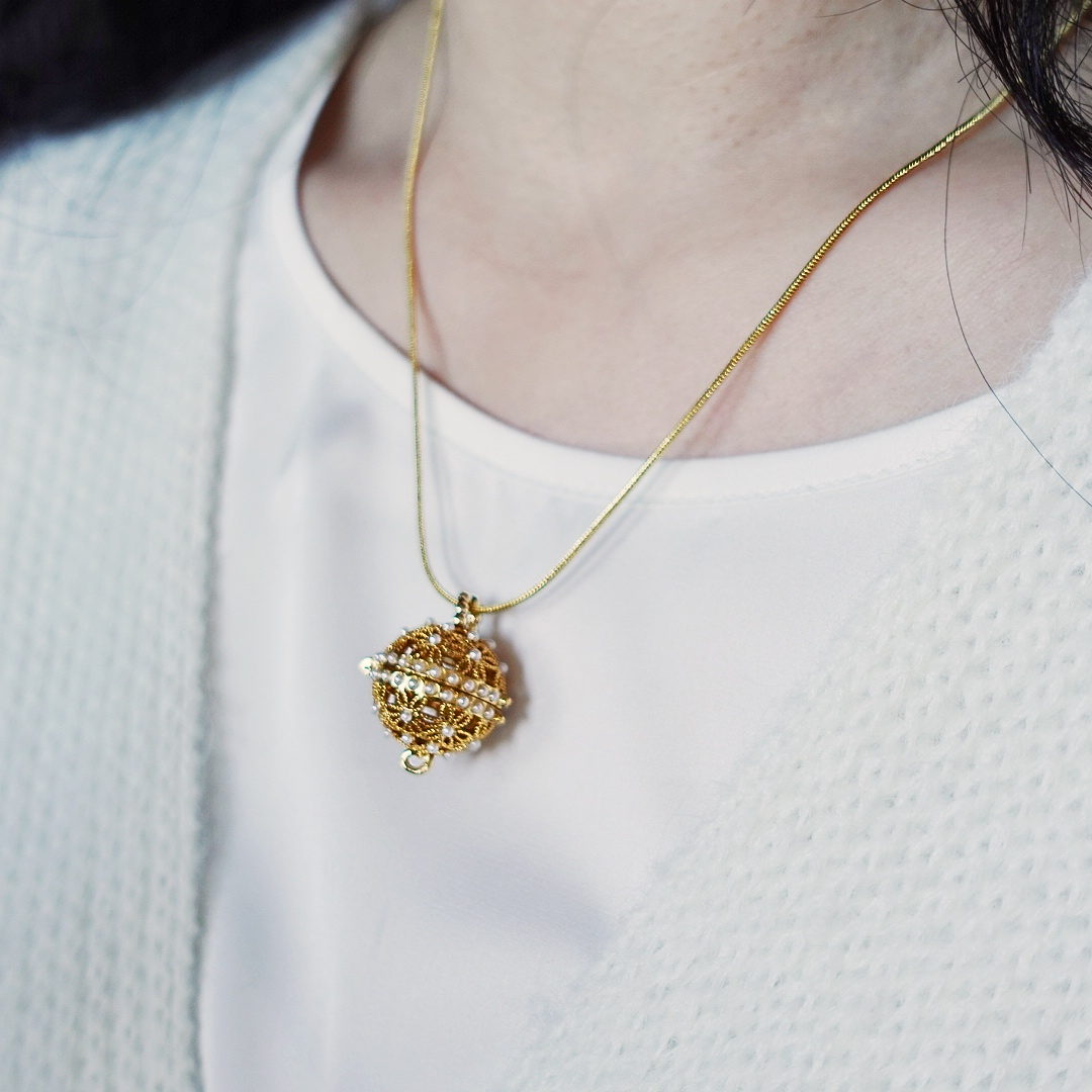 Gold Filigree Locket Pendant Necklace - Yun Boutique