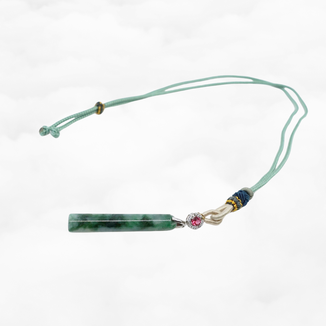 Green Column Jadeite Pendant Necklace - Yun Boutique