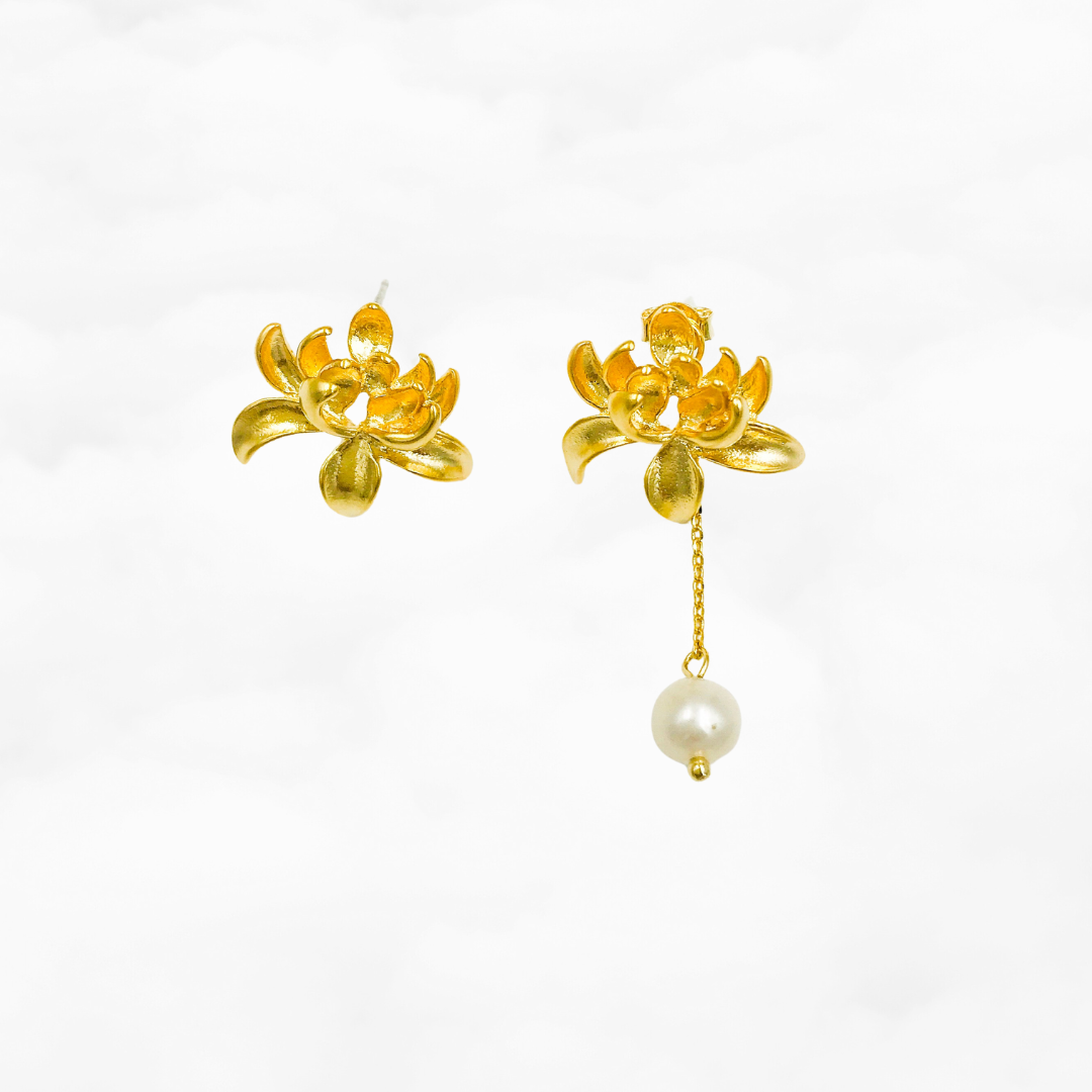 Gold Lotus Pearl Stud Earrings - Yun Boutique