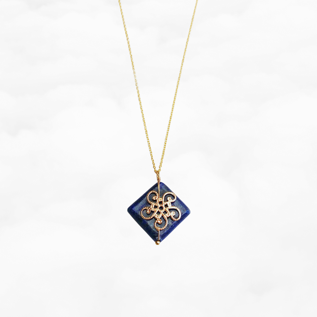 Auspicious Clouds Flower Lapis Necklace - Yun Boutique