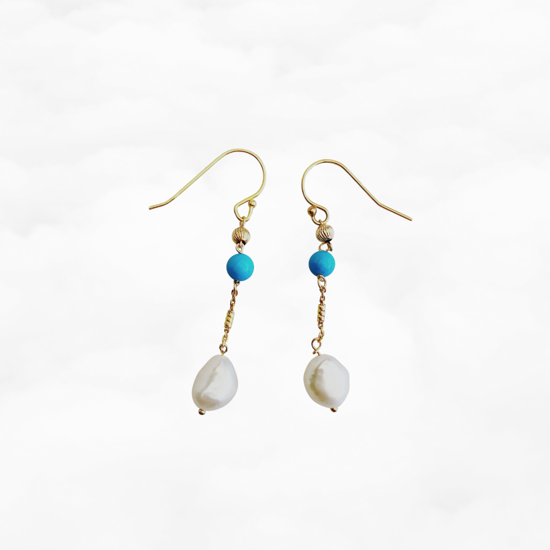 Gold Baroque Pearl Dangle Earrings - Yun Boutique