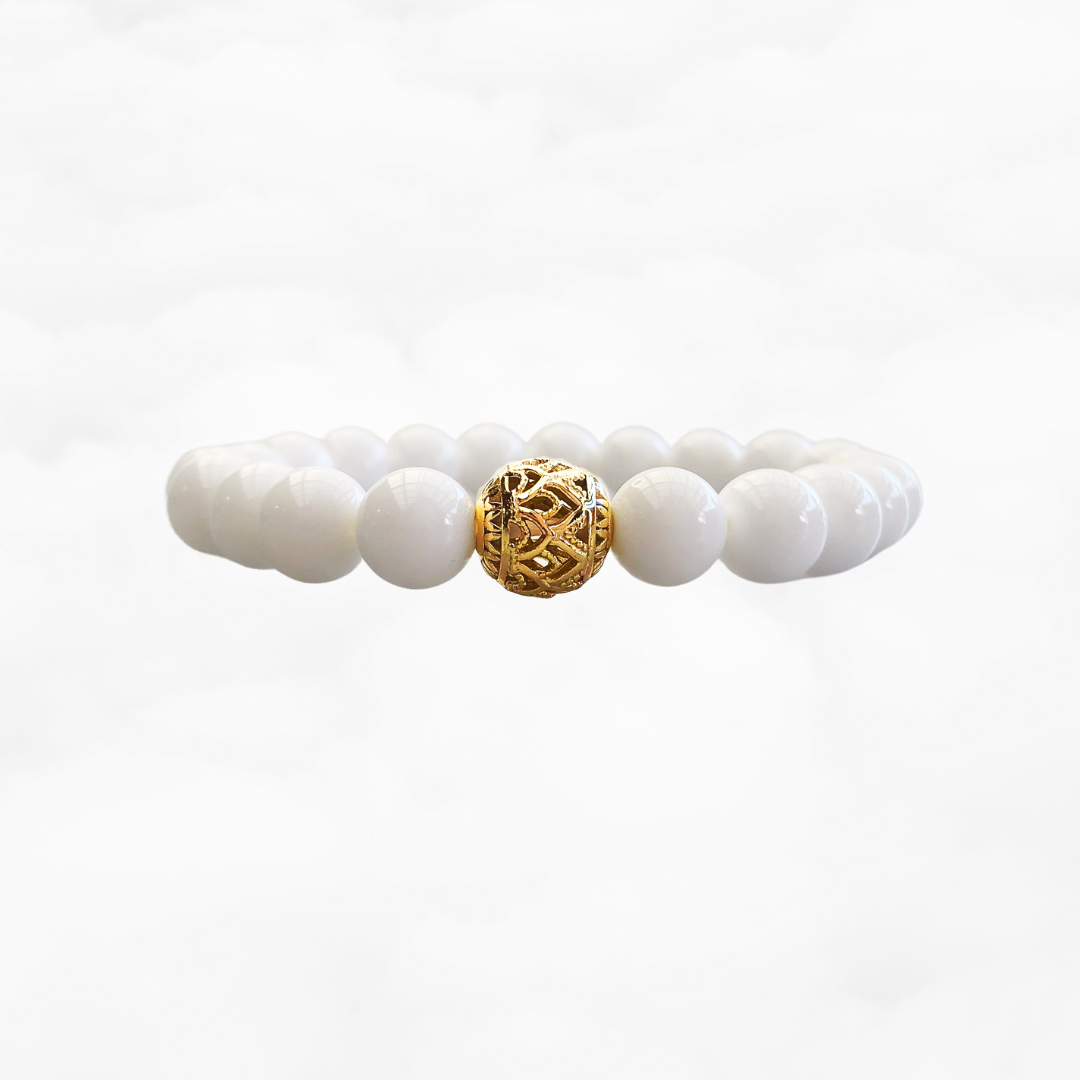 Beaded Tridacna Bracelet with Lotus - Yun Boutique