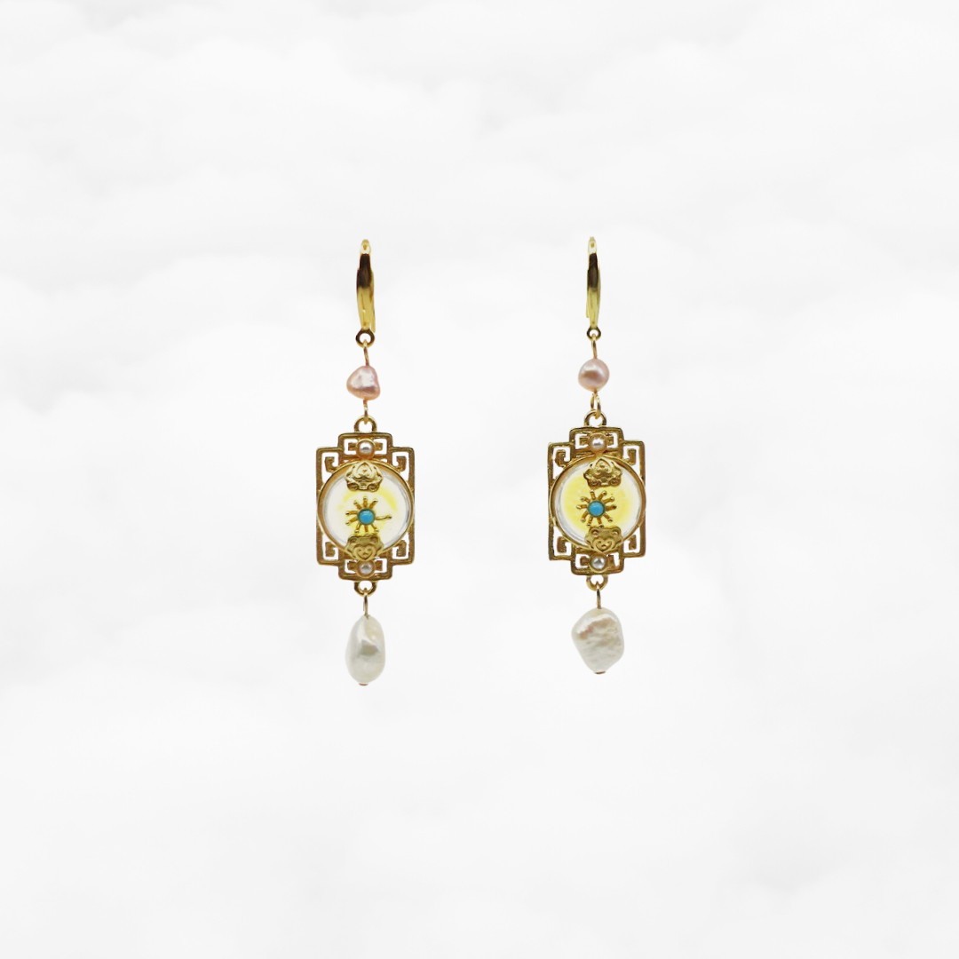 Baroque Pearl Palatial Earrings - Yun Boutique