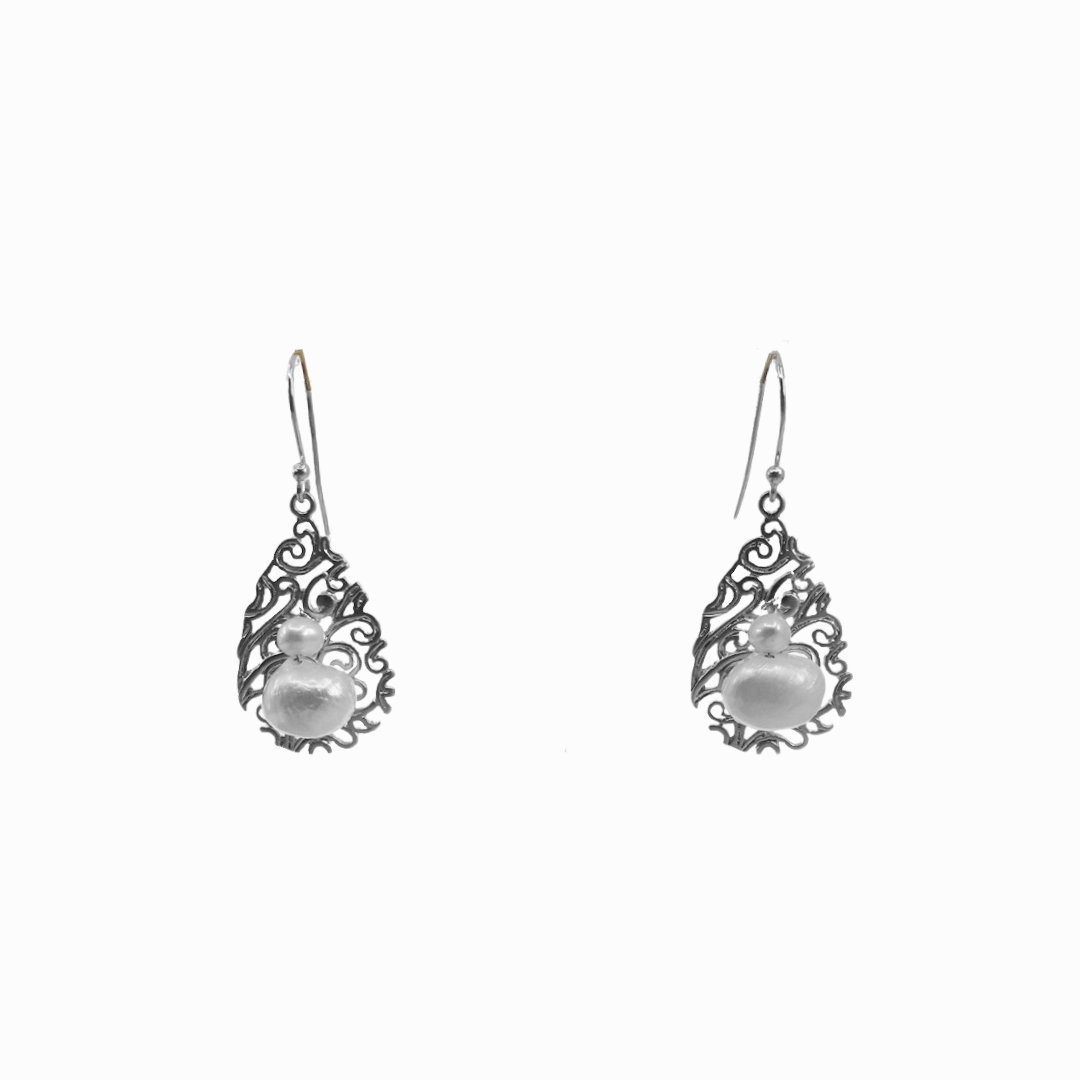 Filigree Pearl Earrings Silver - Yun Boutique