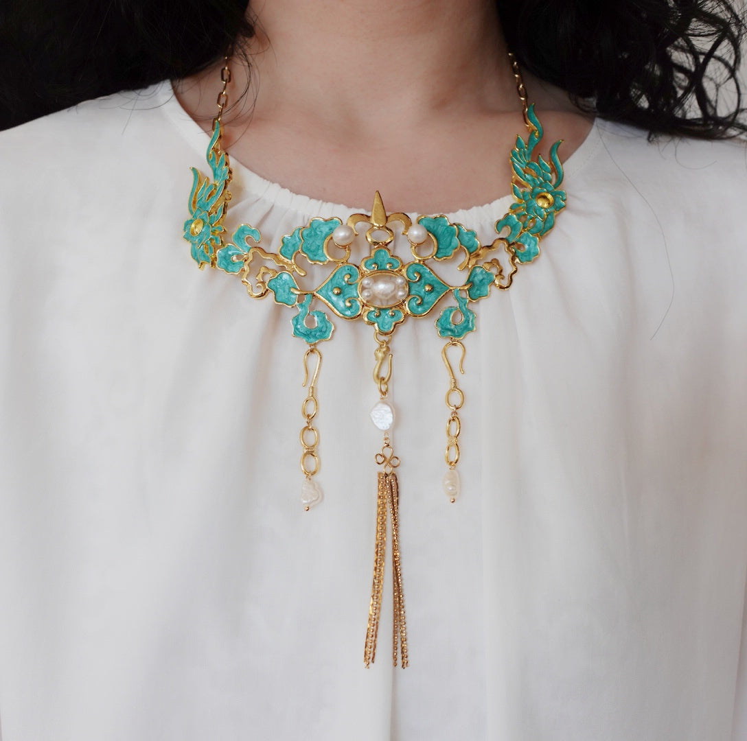 Imitation Kingfisher Turquoise Enamel Statement Necklace - Yun Boutique