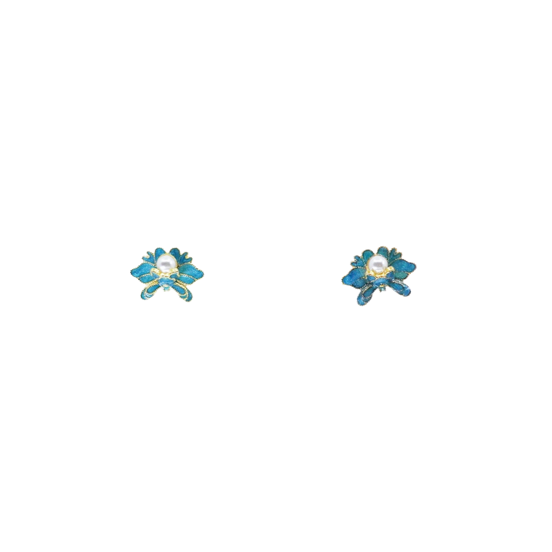 Imitation Kingfisher Flower Studs - Yun Boutique