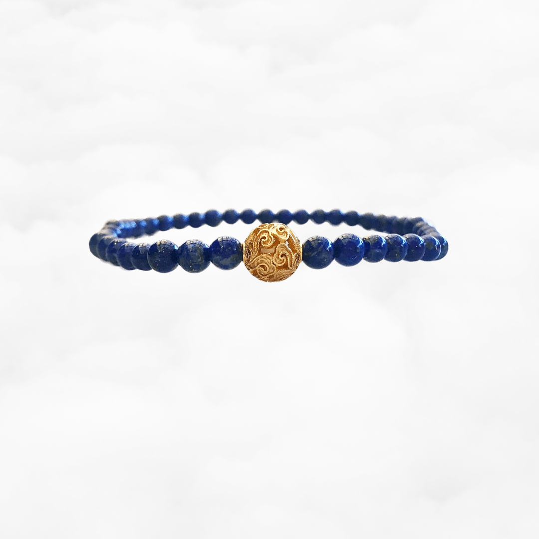 Goldfilled Lapis Bracelet: smooth 8mm lapis lazuli rondelles knotted blue silk, sold gold-fill cable chain and lobster claw, adjustable 6-8 inch