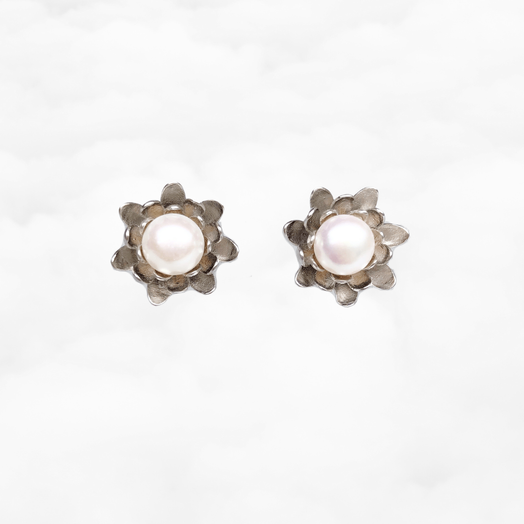 Silver Lotus Pearl Stud Earrings - Yun Boutique