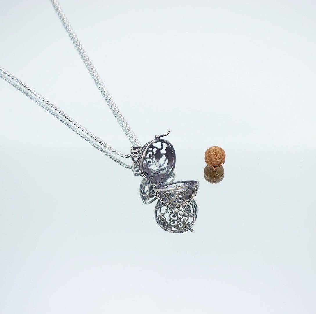 Sterling Silver Locket Pendant Necklace - Yun Boutique