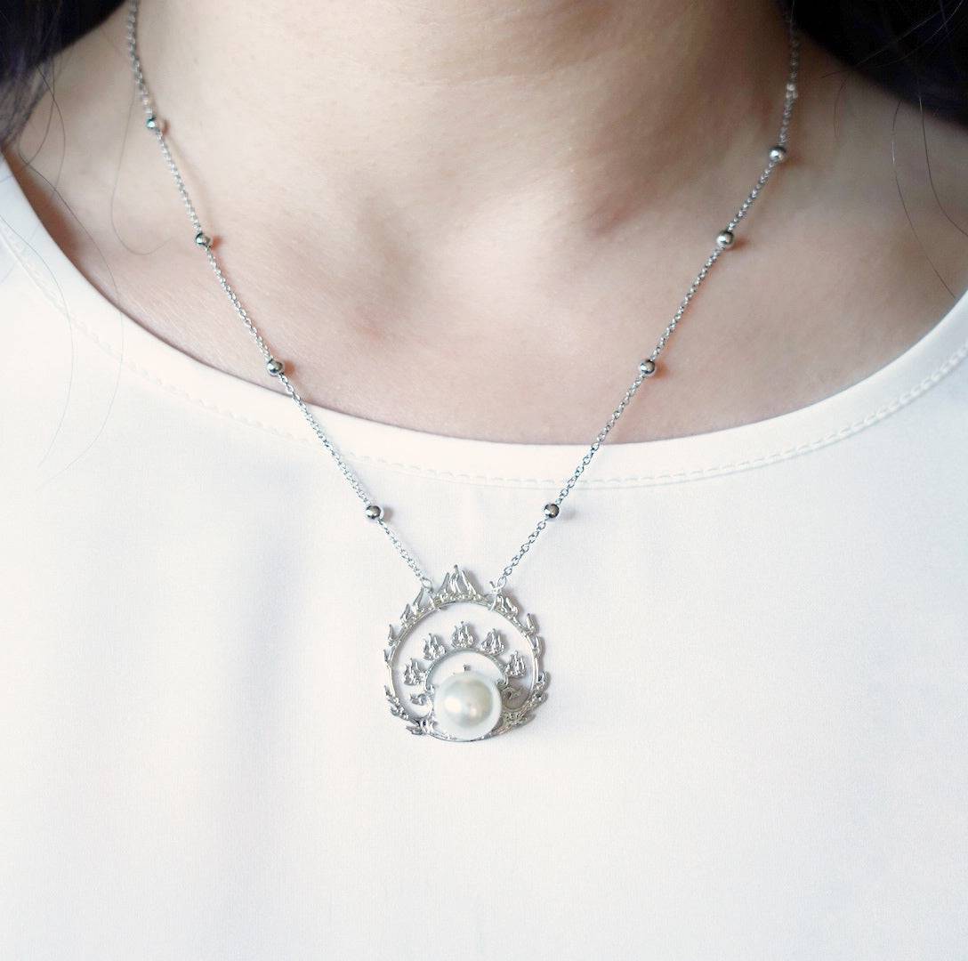 Sacred Fire Necklace Silver - Yun Boutique