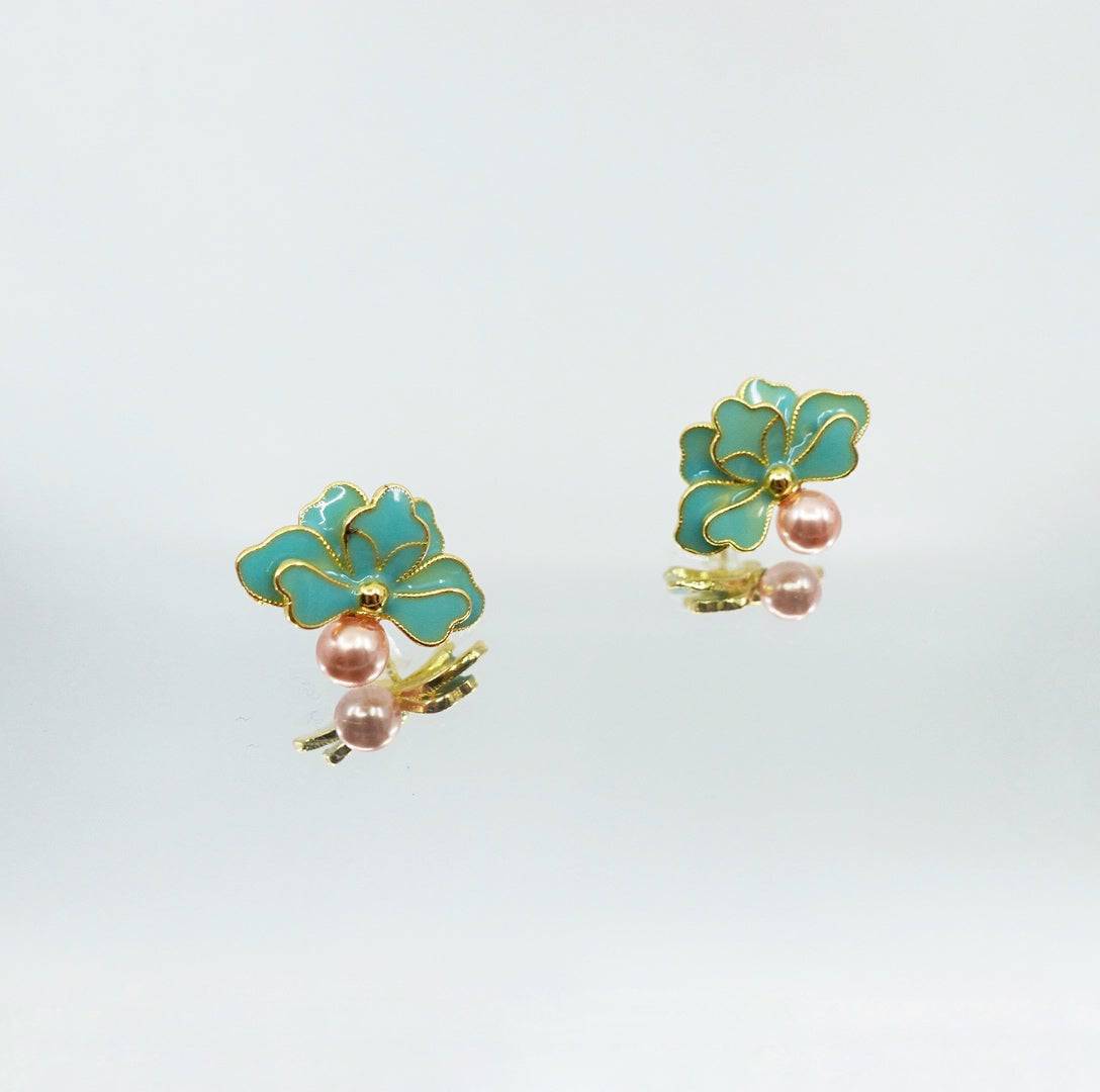 Imitation Kingfisher Enamel Flora Stud Earrings - Yun Boutique