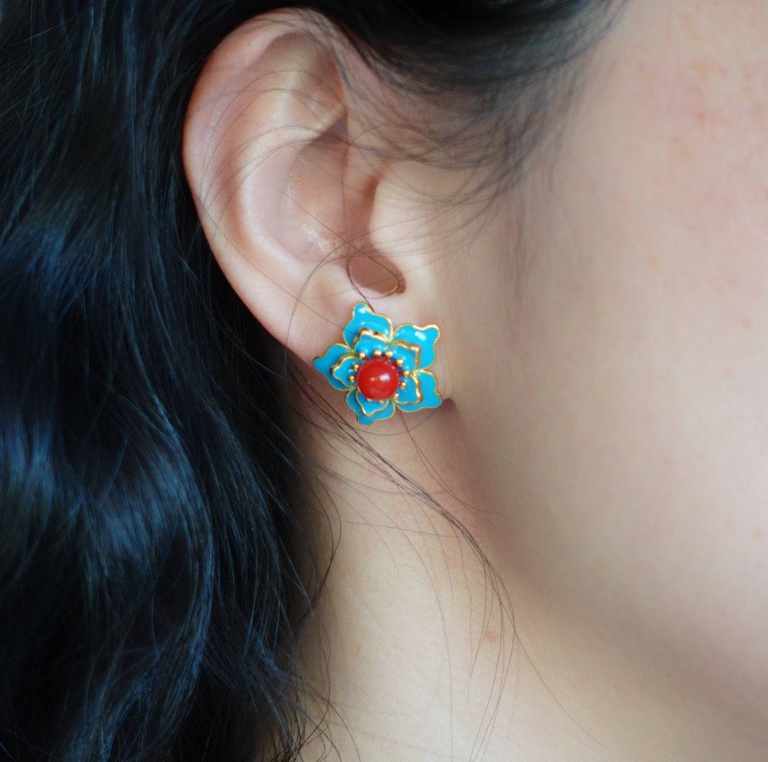 Imitation Kingfisher Enamel Floral Stud Earrings - Yun Boutique